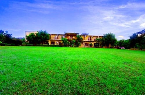 Bail Parao Hotel | Soho Resort Corbett