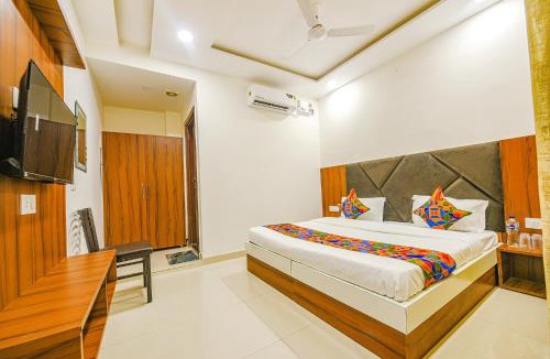 Amritsar Hotel | SOLACE INN with Lift near GOLDEN temple