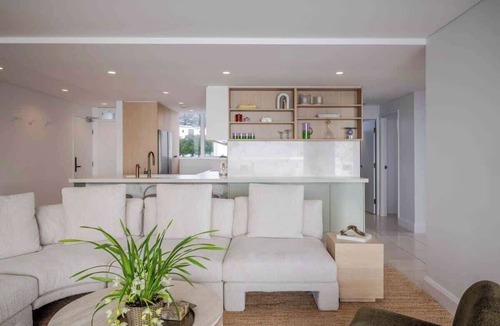 Vaucluse Apartment | Solaris - Oceanfront location with clifftop views