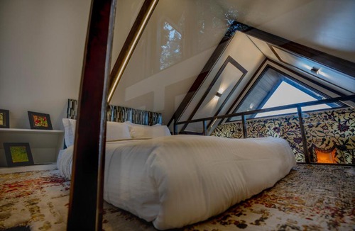 Srinagar Villa | Solomons Gray