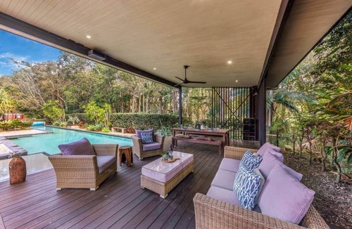 Twin Waters House | Solterra | Luxury 25m Pool, Spa and Coastal Acreage Mudjimba | 5Mins Airport