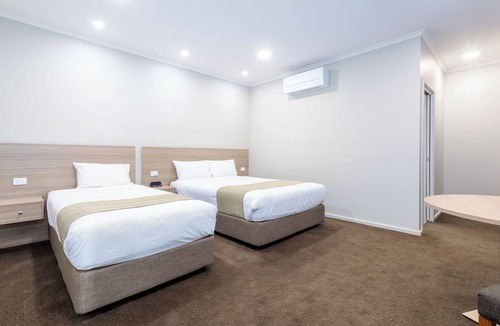 Somerset Hotel | Somerset Hotel