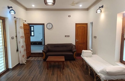 Tiruvannamalai Hotel | Sonagiri Serene Homestay
