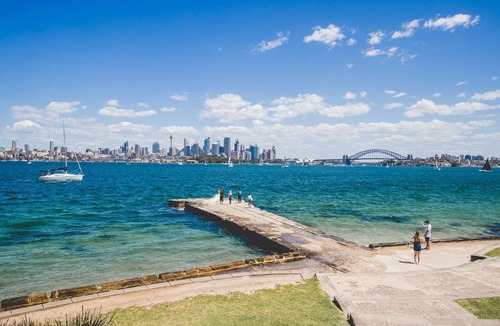 Cremorne Apartment | Spacious 2-Bed Apartment Close to City