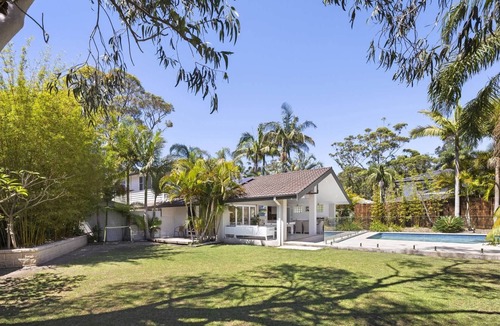 Avalon Beach House | Spacious 4-Bed Home Near Avalon Beach