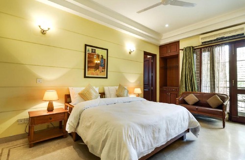 Kailash Colony Apartment | Spacious 4BR Home in Kailash Colony South Delhi near Nehru Place business district