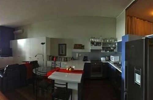 Camperdown Apartment | Spacious Apartment, High Ceilings, Secure Parking