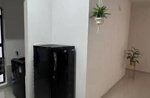 Chandkheda Apartment | Spacious Modern 3BHK Retreat Near Motera Stadium & GIFT City