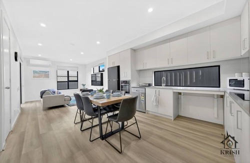 Beveridge House | Special Retreat-Beveridge