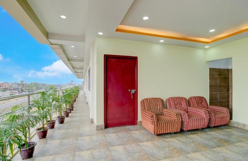 Jorhat Hotel | SPOT ON RISA PALACE