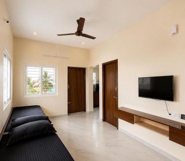 Tiruvannamalai Hotel | Sri Abirami Homestays - Residency