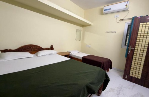 Tiruvannamalai Hotel | Sri Arunachala Homestay