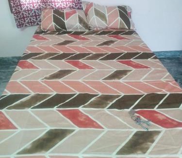 Tiruvannamalai Bed & Breakfast | Sri Krishna's AC