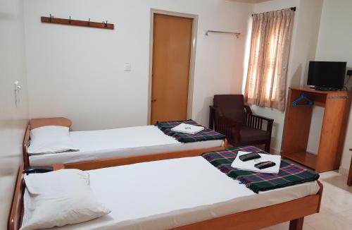 Chickpet Hotel | Sri Kumara Lodge
