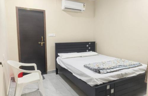 Mopidevi Hotel | Sri RENUKA VSR Residency