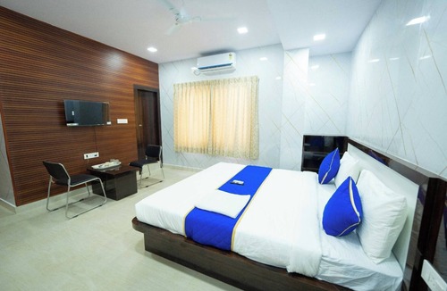 Rajajinagar Hotel | Sri Sai Saara Inn