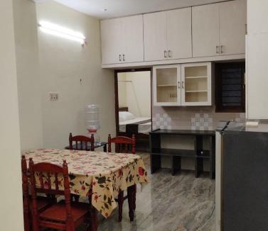 Kalapettai Apartment | Sri Thirumoorthy Home Stay
