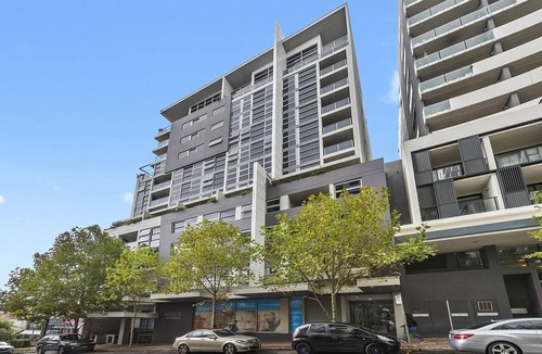 St. Leonards Apartment | St Leonards - ATCH2 - Atchison Street - Stylish Apartment with Home Office, Walk to St Leonards Crows Nest