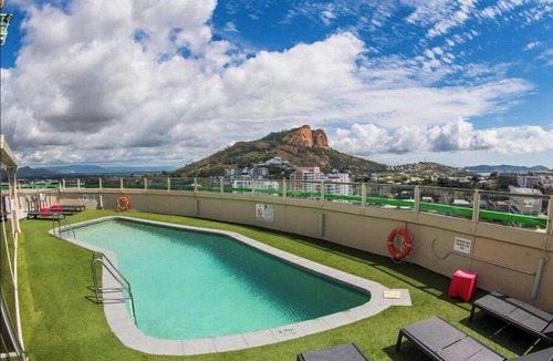 South Townsville Hotel | Standard King Room Townsville CBD