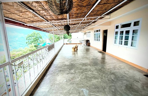 Gangtok House | Stay in this serene quiet and calm place with majestic view near to mg marg.