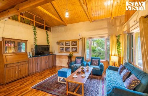 Pahalgam Villa | StayVista at Walnut House - Pet-friendly Villa with Alfresco Dining, BBQ, Bonfire