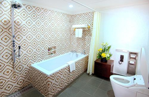 Agara Hotel | Sterlings Mac Hotel