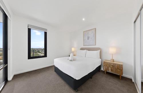 Cannington Apartment | Stylish 2 Bed Apartment with New Furnishings