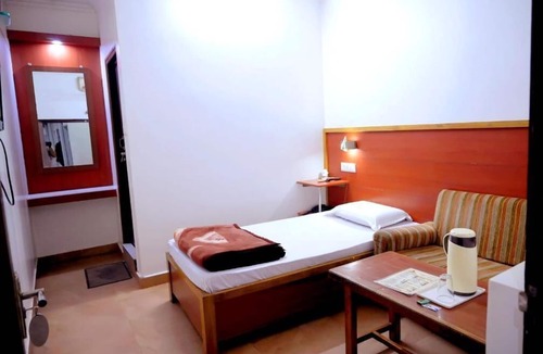 Allahabad Hotel | SUbhash Hotel