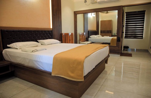 Mangalore Hotel | Sudev Residency