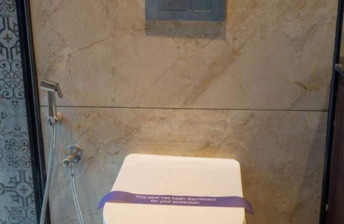Manikonda Hotel | Suite 16