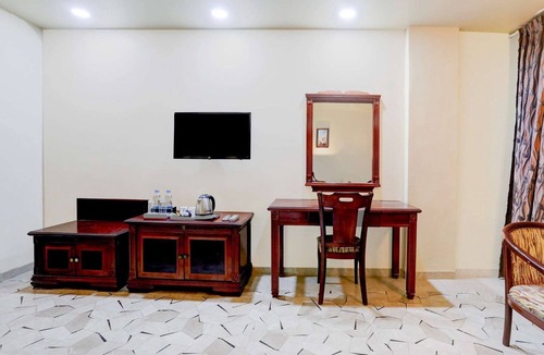Anand House | SuiteLa Casa Inn