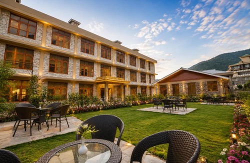 Bomdila Resort | Summit Rungkhung Village Resort, The Signature Collection