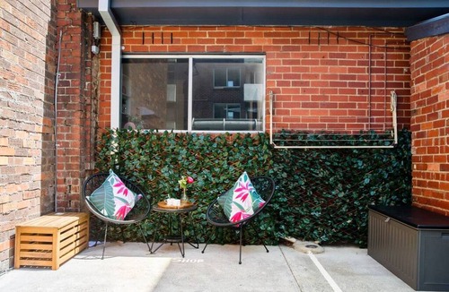 Albert Park House | Sun and Sand Albert Park