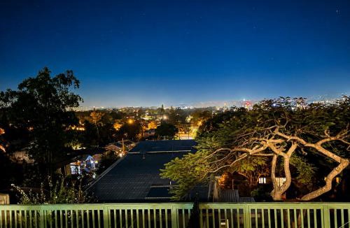 Rochedale South House | Sunlit Lodge