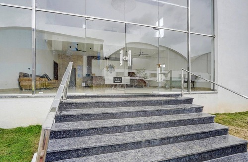 Hassan House | Super Collection O Nandagokula