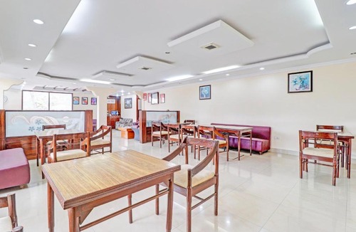 The Mall Road Hotel | Super Collection O Pioneer