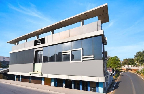 Dhanbad House | Super Deluxe Room Super Collection O