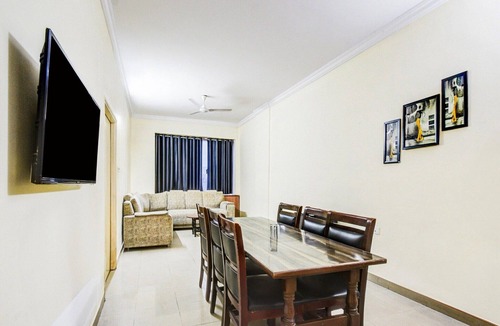 Basheerbagh House | Super Deluxe RoomRed Hills Sitara Grand