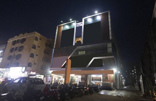 Miyapur House | Super Hotel O The Fern Suites