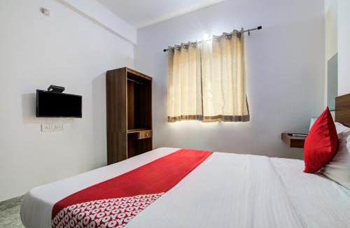 BTM Layout Hotel | Super Hotel O Varcity Comforts Near St. John Medical College