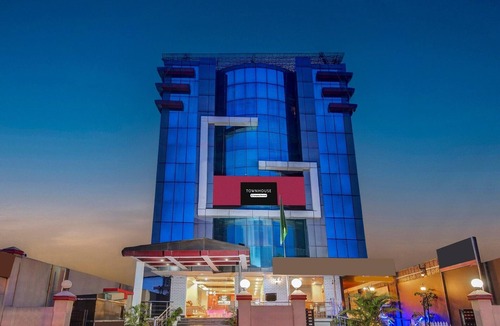 Hatigaon House | Super Townhouse Hatigaon