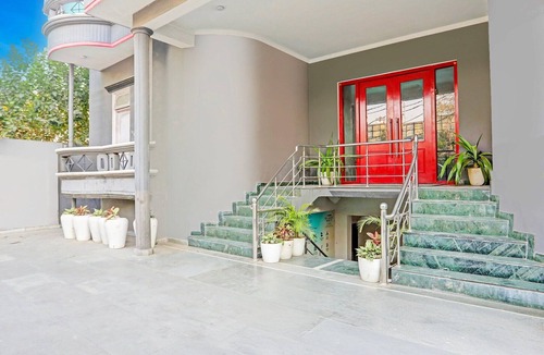 Gomti Nagar House | Super Townhouse Vijay Khand Gomti Nagar