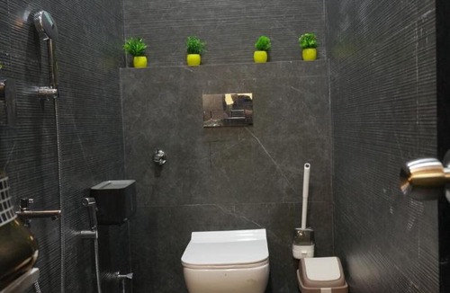 Pink City Apartment | Tal Vista - Lake View Retreat