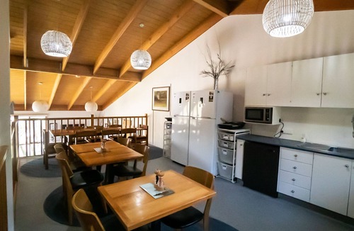 Baw Baw Village Cabin | Tanjil Creek Lodge - Bedroom 1 (family room with private bathroom & kitchenette)