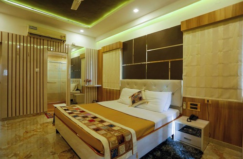 Craig Park Layout Hotel | TERRACE GARDENS