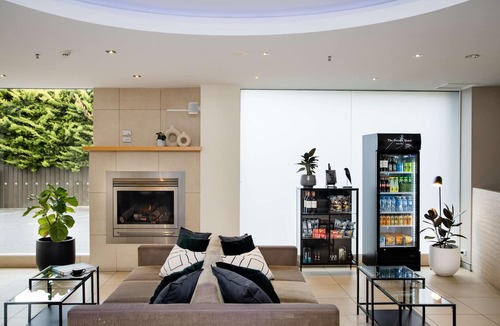 Adelaide Central Business District Hotel | Terrace Hotel Adelaide