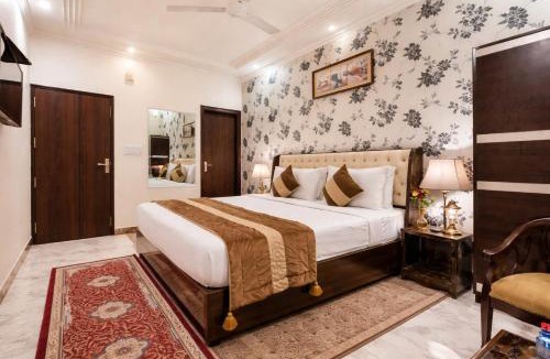 Mahipalpur Apartment | The ALPINO Hotel
