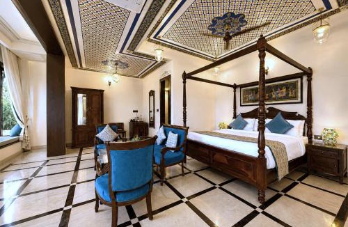 Udaipur Resort | The Amar Mahal Luxury Heritage Hotel Near Fateh Sagar Lake, Udaipur