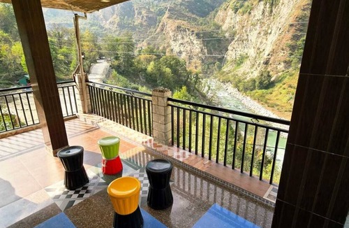 Mohal Hotel | The Aston hills kasol