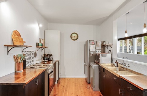 Ventnor House | The Bach at Ventnor home